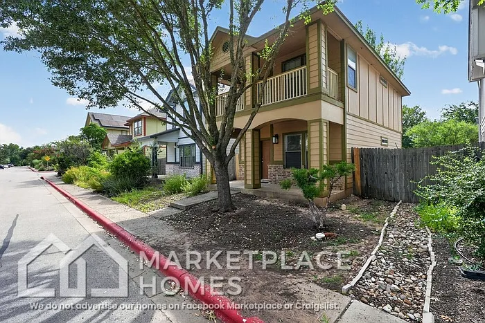 3 bed, 2.0 bath, 1264 sqft, $1,675 — Photo 2