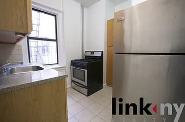 Rented by Link NY Realty