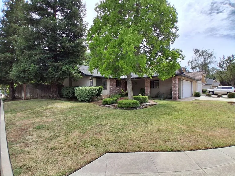1681 E Shea Dr — Photo 19