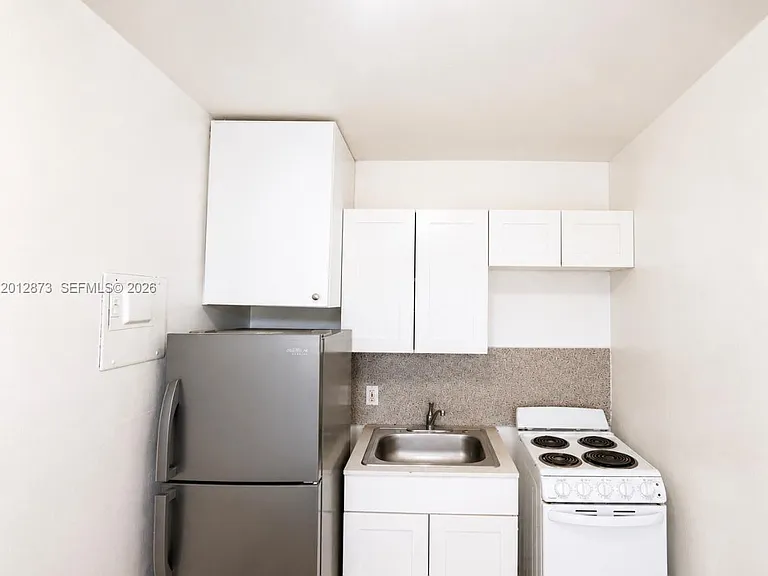 5305 Biscayne Blvd #209 — Photo 1