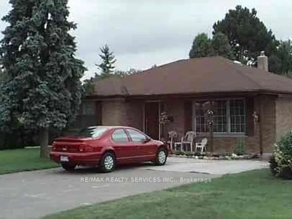 32 Sanford Cres, Brampton, ON L6X 2C3