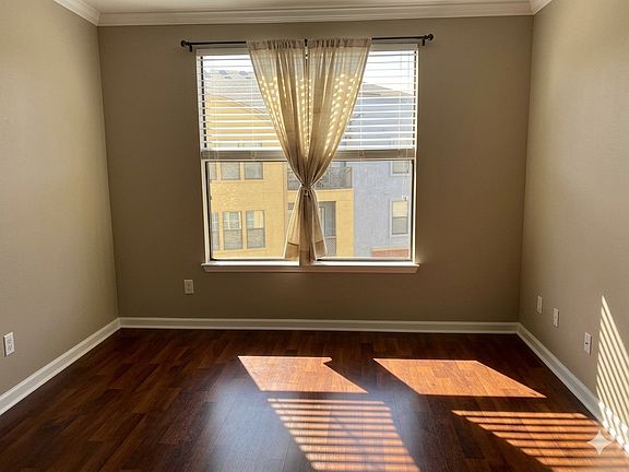 5th image of 400 17th St NW Unit 1416