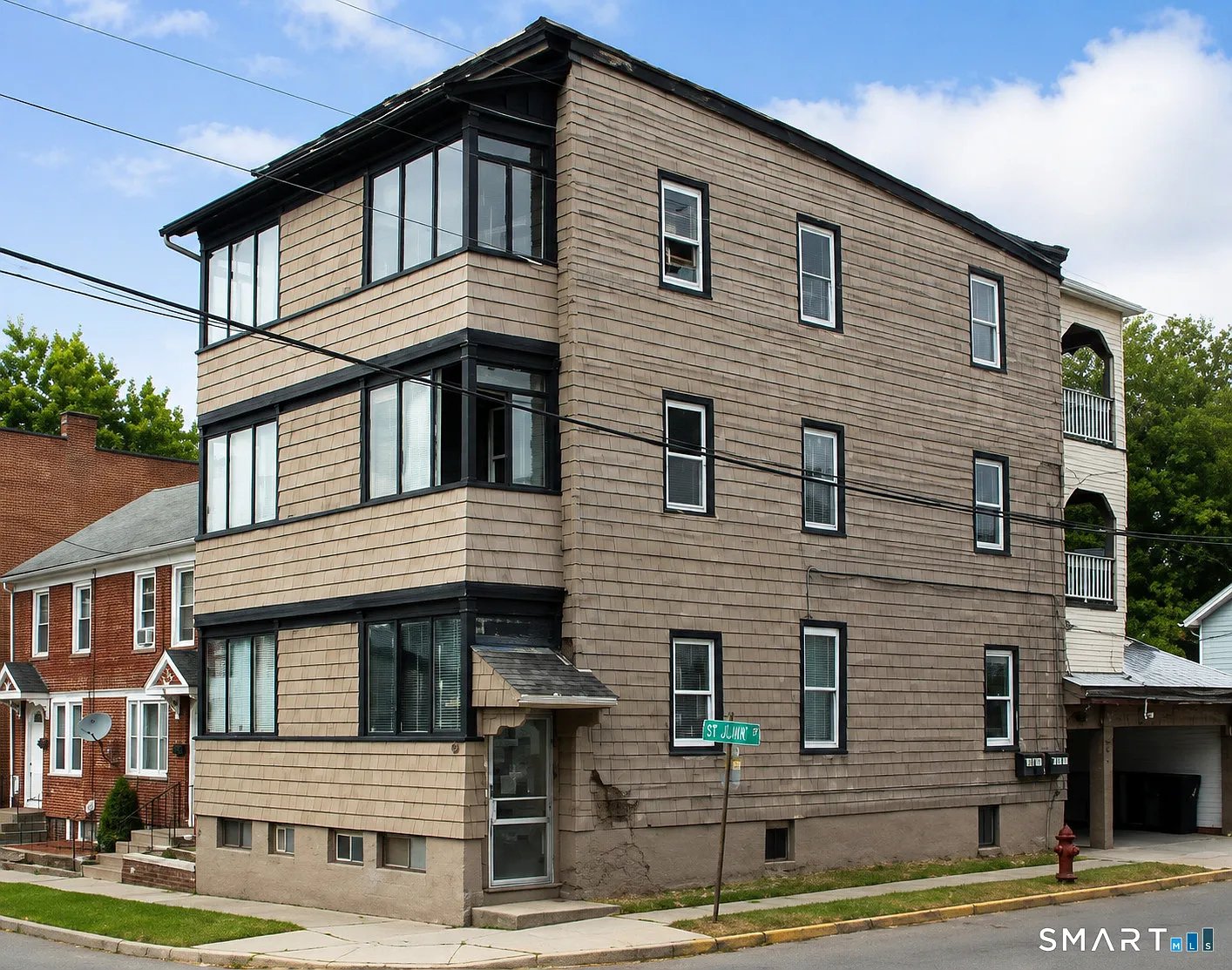 3 bed, 1.0 bath, 900 sqft, $1,495 — Photo 1