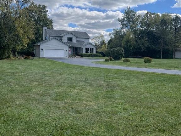 2nd image of W253S10980 Hunters Run