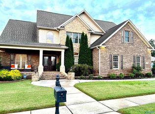 3 Holly Park Blvd SW, Huntsville, AL 35824