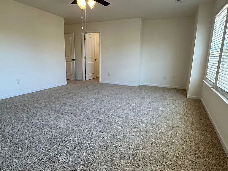 865 Barley Loop — Photo 55