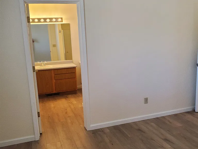 15125 Crimson Dr — Photo 15