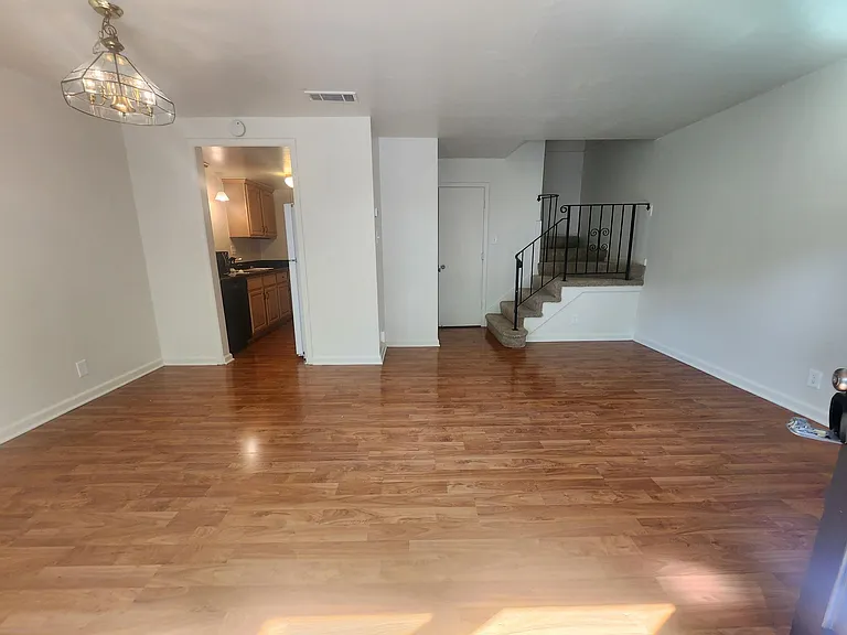 4375 Fairlands Dr #5 — Photo 3