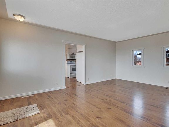 3rd image of 5432 S 46th Ave