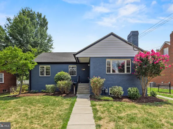 3419 Bonita St, Suitland, MD 20746