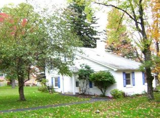 86 Sunnyside Ct, Gouldsboro, PA 18424