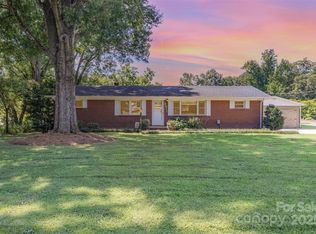 2011 Mountain Creek Rd, Albemarle, NC 28001