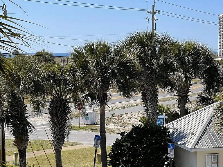 8436 Gulf Blvd #123 — Photo 3