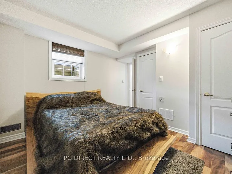 1901 Dundas St E #A-82A — Photo 22