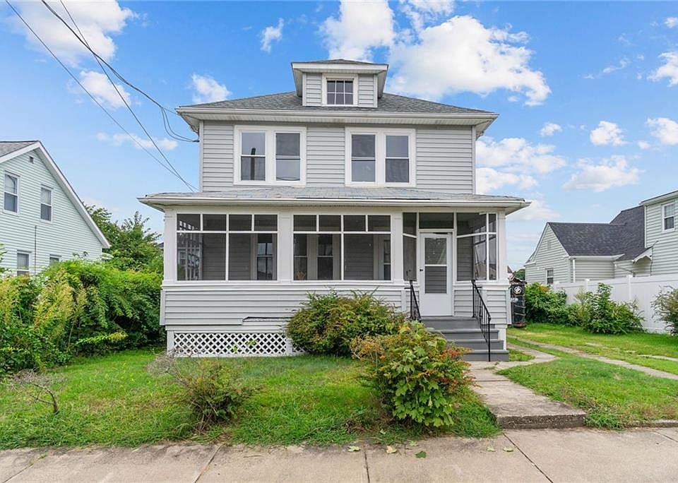 70 Whittier Rd, Pawtucket, RI 02861 MLS 1350752 Zillow