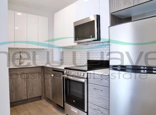 20 Peterborough St #19, Boston, MA 02215