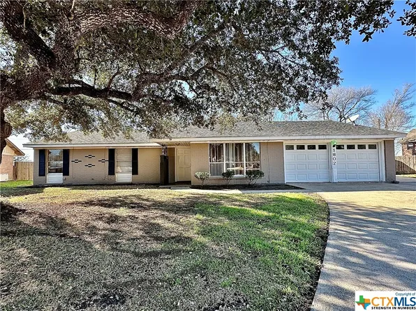 1802 Bon Aire Ave, Victoria, TX 77901