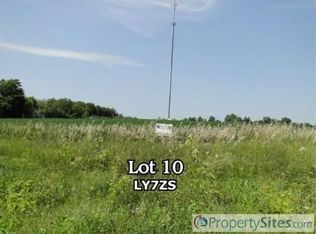 W5236 Campbell Dr, HILBERT, WI 54129