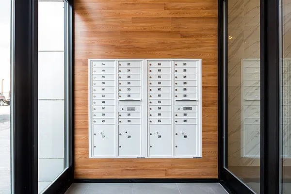 Rented by Bold New York | media 81