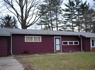 556 E School St, Kent, OH 44240