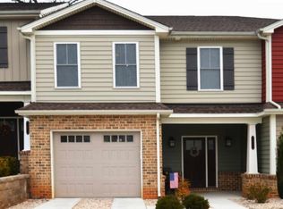 1073 Commonwealth Cir, Forest, VA 24551