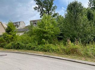 1698-1704 Short Leaf Dr, Soddy Daisy, TN 37379