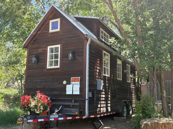 (undisclosed Address), Lyons, CO 80540