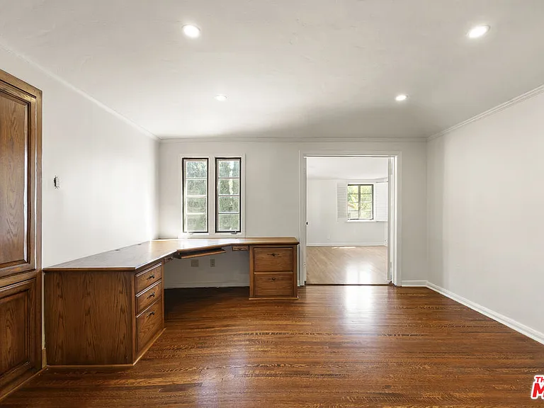 512 N Palm Dr — Photo 13