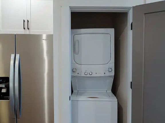 3rd image of 1507 Porter Rd #203