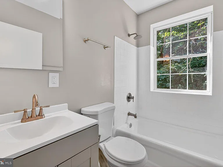1008 Rittenhouse St NW #15 — Photo 25