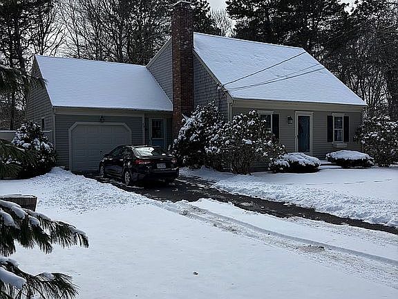 2nd image of 25 Sheridan Rd