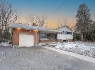 26 Wychwood Park, London, ON N6G 1R5