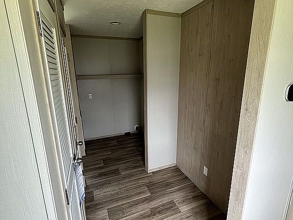 4th image of 3000 Lee Road 10 Lot 333