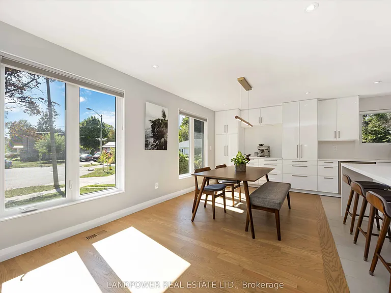 48 Marowyne Dr — Photo 10
