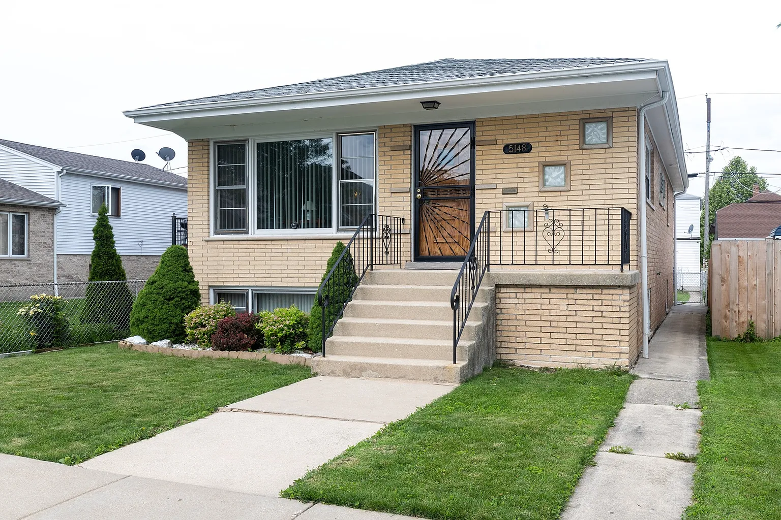 5148 S Lockwood Ave photo 1