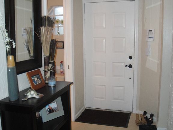 2nd image of 10837 Cypress Glen Dr #10837