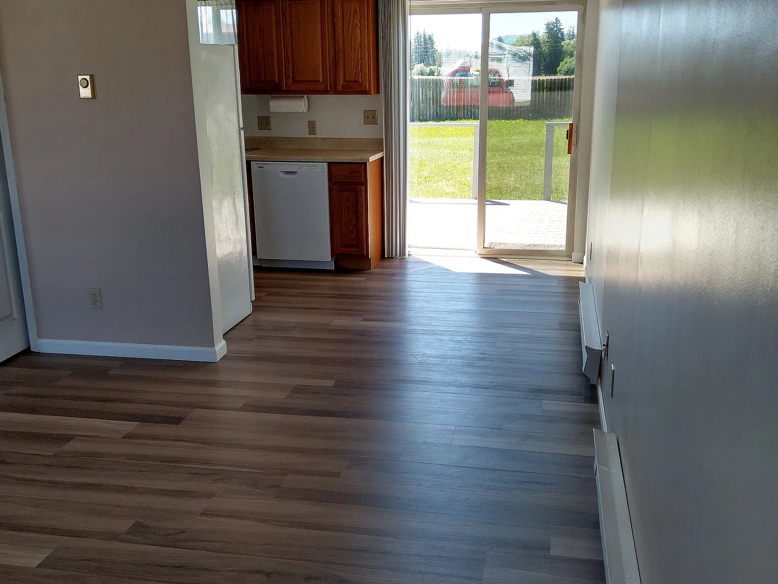2 bedroom Deer Park duplex. — Photo 2