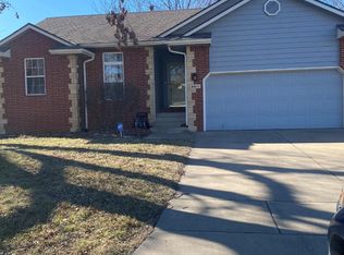 4811 E Willow Point Ct, Wichita, KS 67220