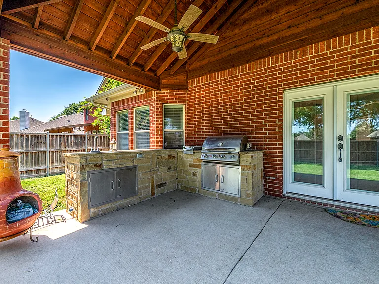 9733 Lovers Ln — Photo 30