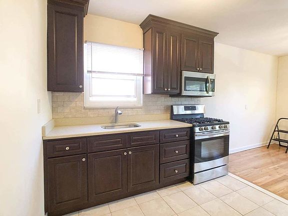 4th image of 21-14 72nd St #2A