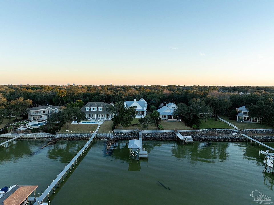 1st image of 518 Navy Cove Blvd