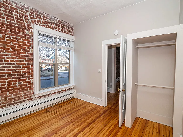 Ogden Park Townhomes — Photo 23
