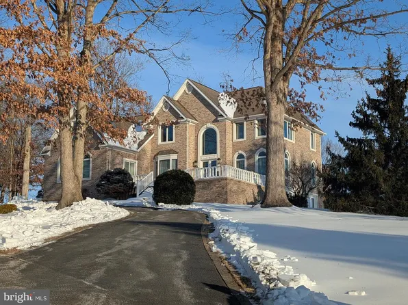 50 Cottage Dr, Luray, VA 22835