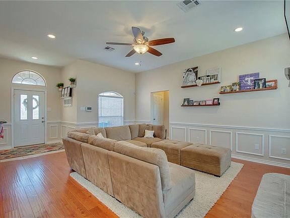 4th image of 4717 Fm 1722