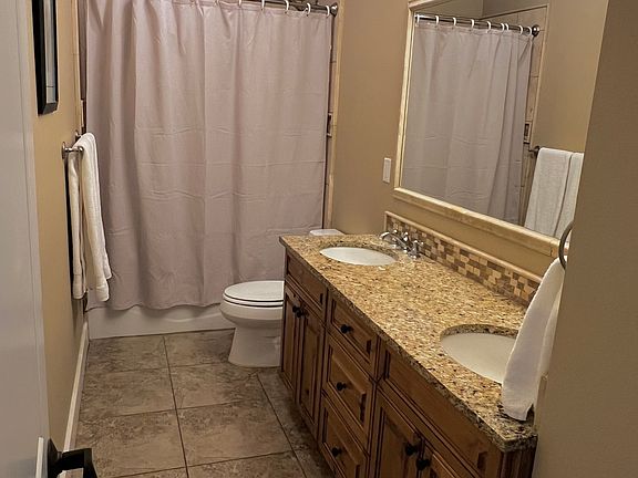 4th image of 23772 Crescent Bay Dr NW #201