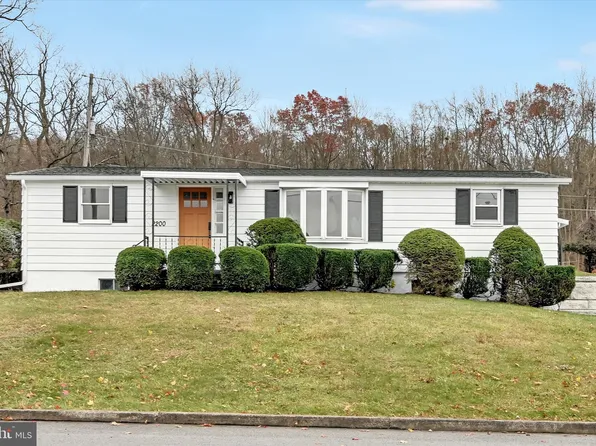 2200 S Spruce St, Ashland, PA 17921