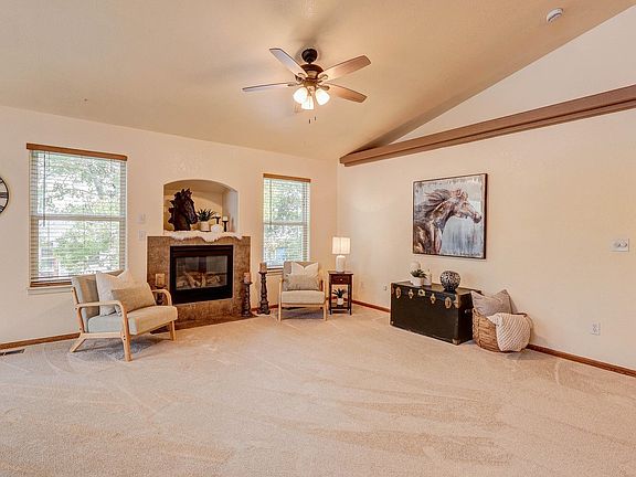 2nd image of 4260 Julesberg Dr