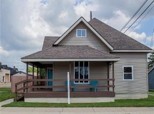 209 S 5th St, Frankfort, IN 46041