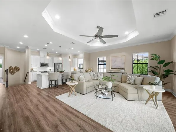 9685 Montelanico LOOP #201, NAPLES, FL 34119