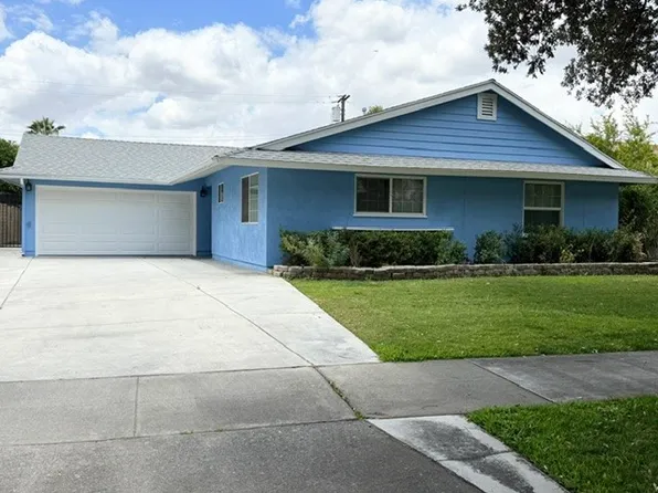 4486 Santee Pl, Riverside, CA 92504